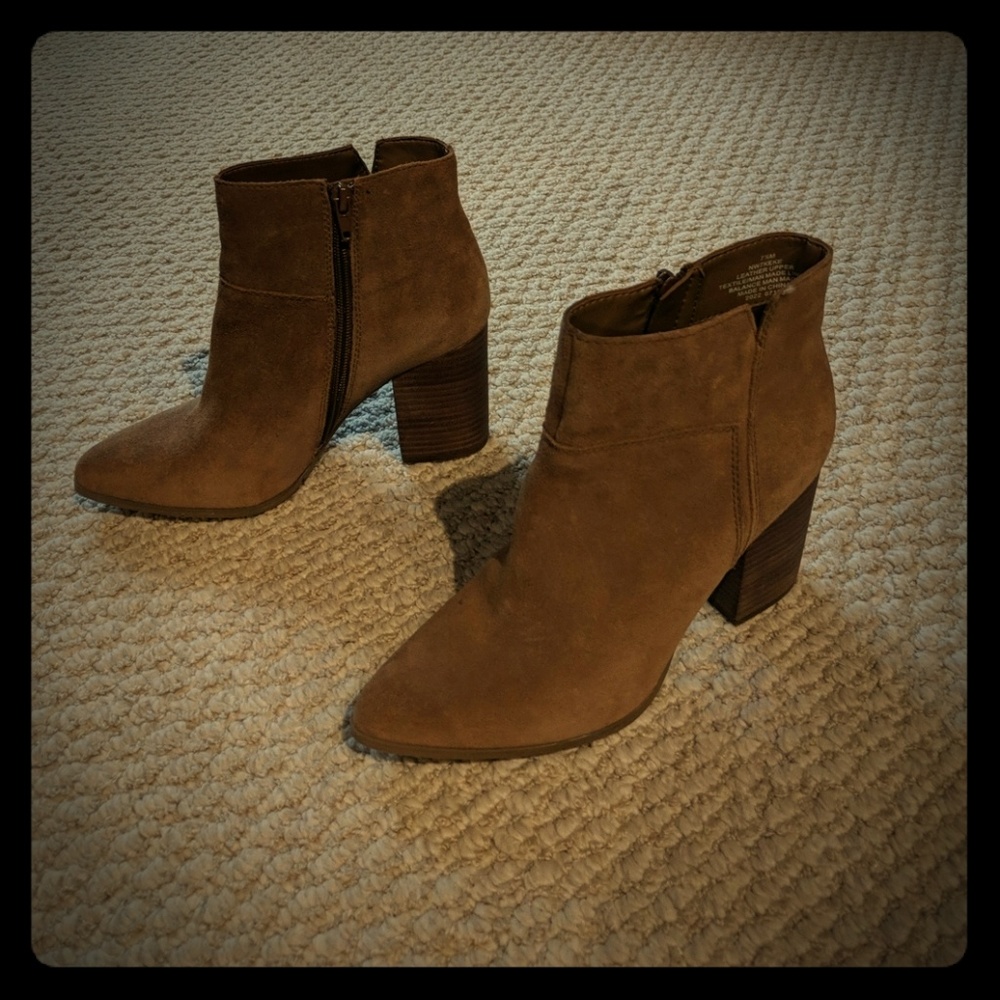 New!! Nine West ankle boots